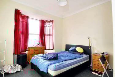 3 bed flat, Beaumont Road, Flat 3, St Judes, Plymouth, PL49BW - Image 4